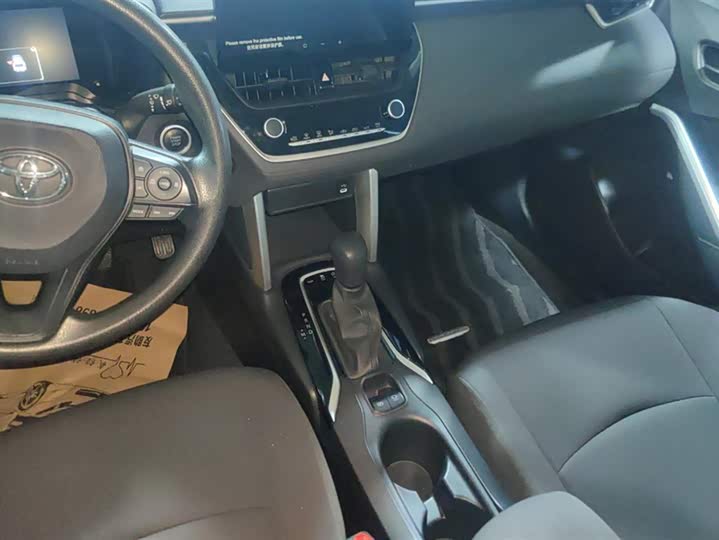 Фото 16 - Toyota Corolla Cross