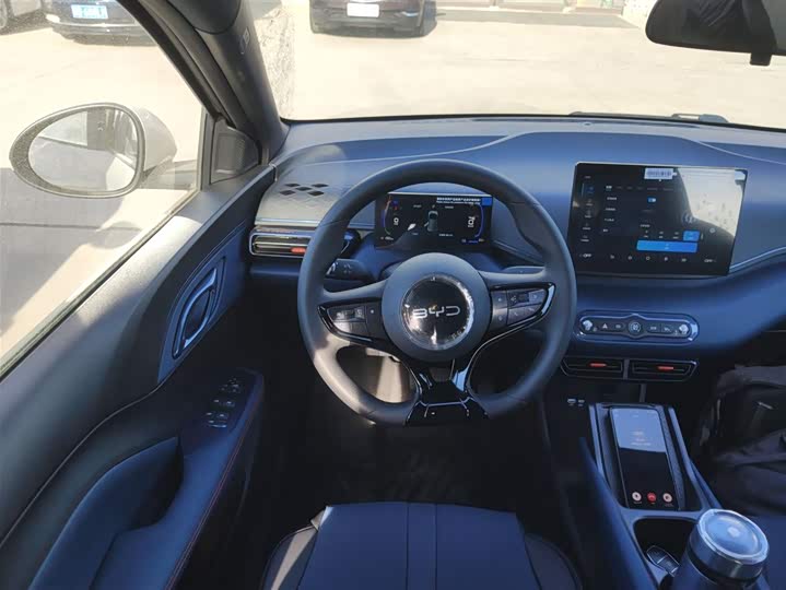 Фото 11 - BYD Seagull