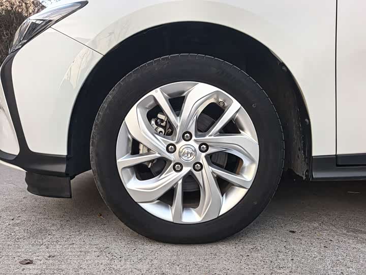 Фото 20 - Buick Velite 6