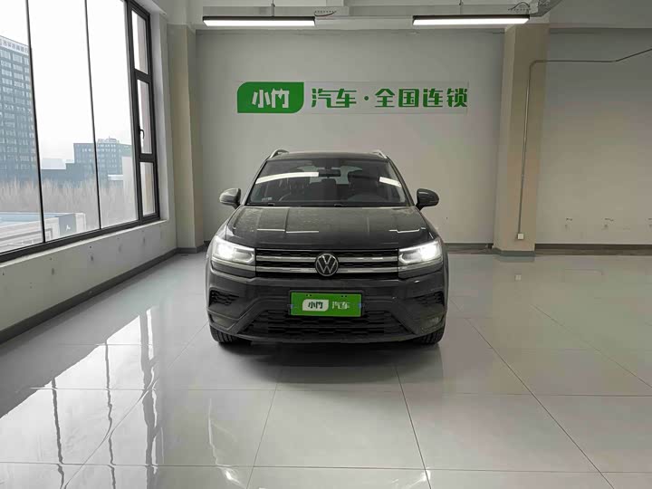 Фото 2 - Volkswagen Tharu