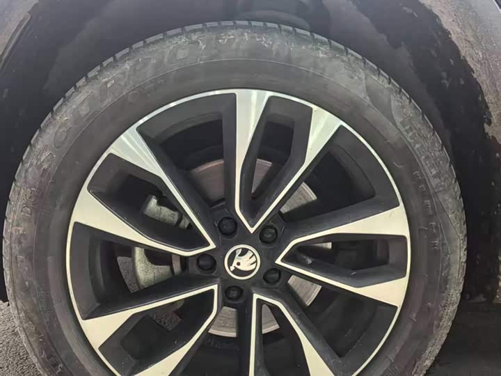 Фото 8 - Skoda Kodiaq