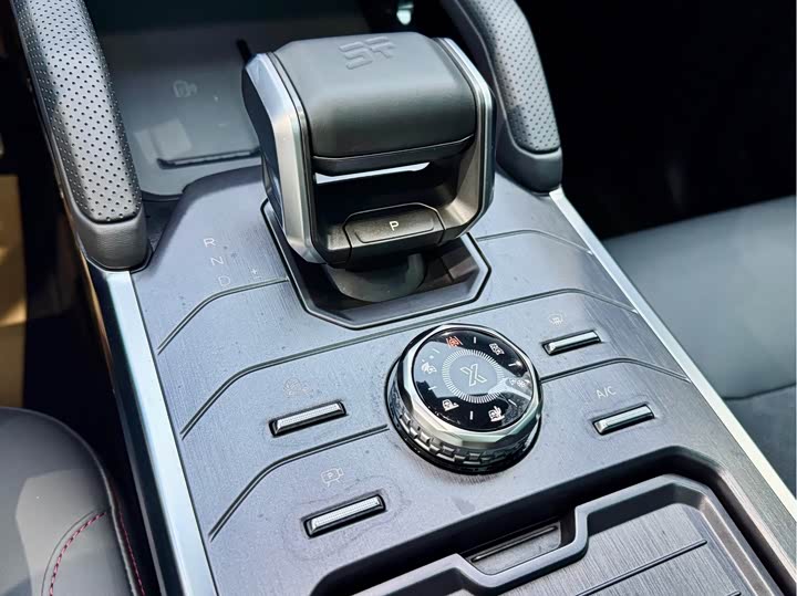 Фото 5 - Jetour T2