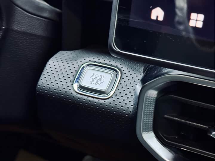 Фото 8 - Jetour T2