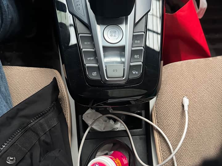 Фото 12 - BYD Yuan Pro