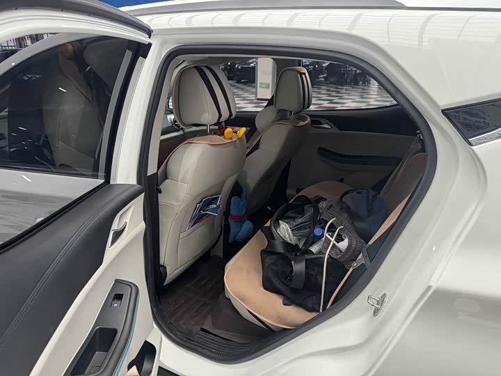 Фото 13 - BYD Yuan Pro