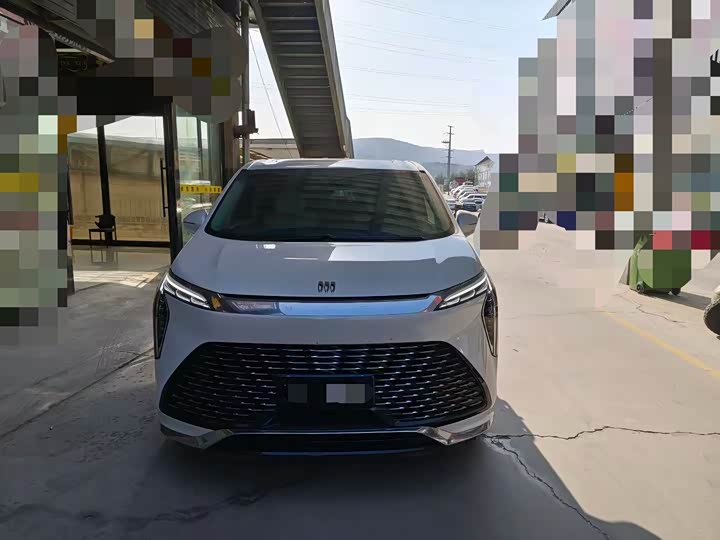 Фото 2 - Buick GL8 Century