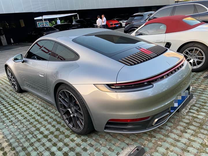 Фото 6 - Porsche 911