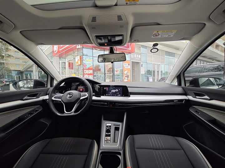 Фото 6 - Volkswagen Golf