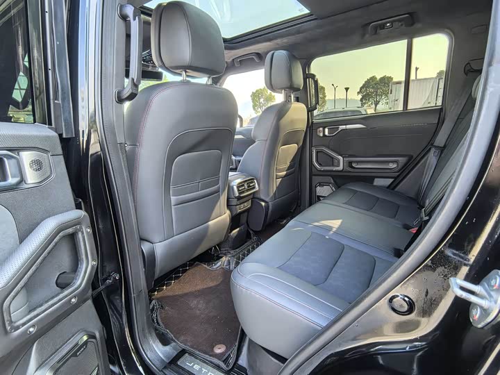 Фото 7 - Jetour T2