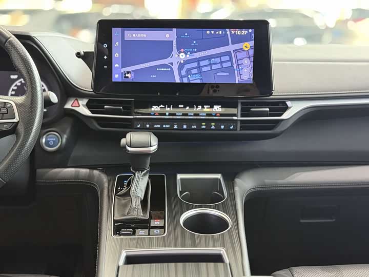 Фото 15 - Toyota Sienna