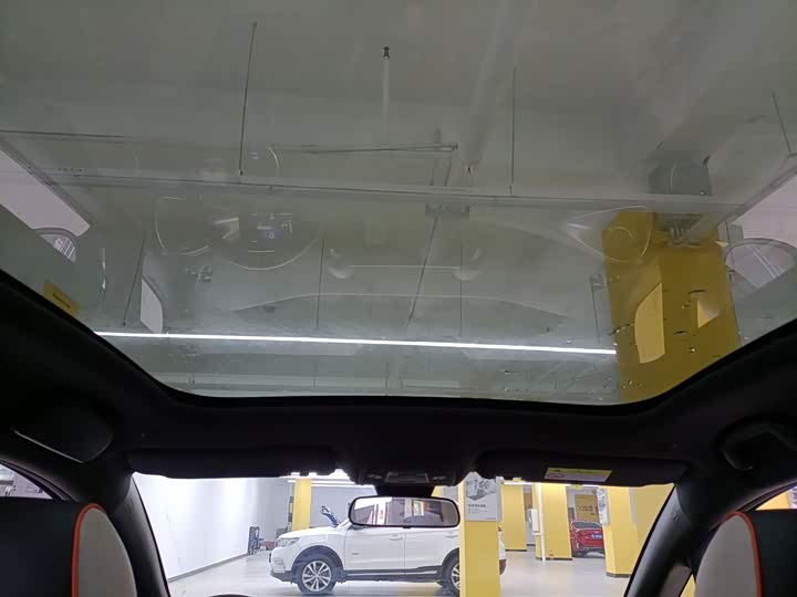 Фото 18 - BYD Dolphin