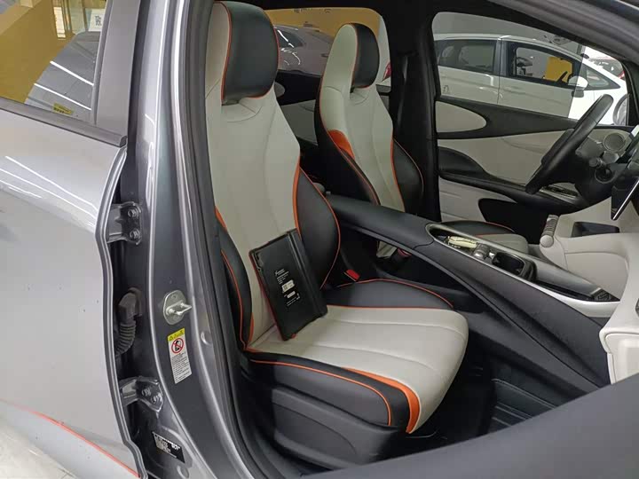 Фото 25 - BYD Dolphin