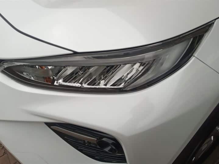 Фото 5 - Toyota Wildlander