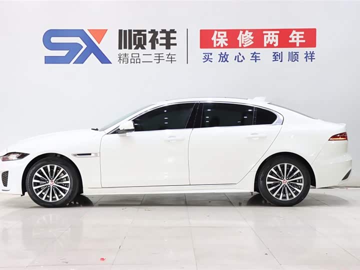 Фото 5 - Jaguar XE L