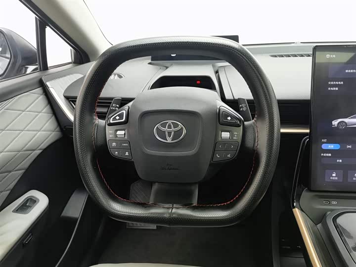 Фото 11 - Toyota bZ3