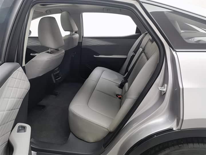 Фото 15 - Toyota bZ3