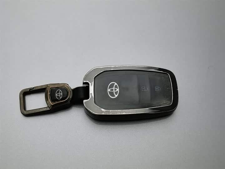 Фото 19 - Toyota bZ3