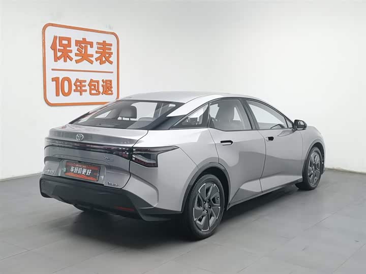 Фото 2 - Toyota bZ3