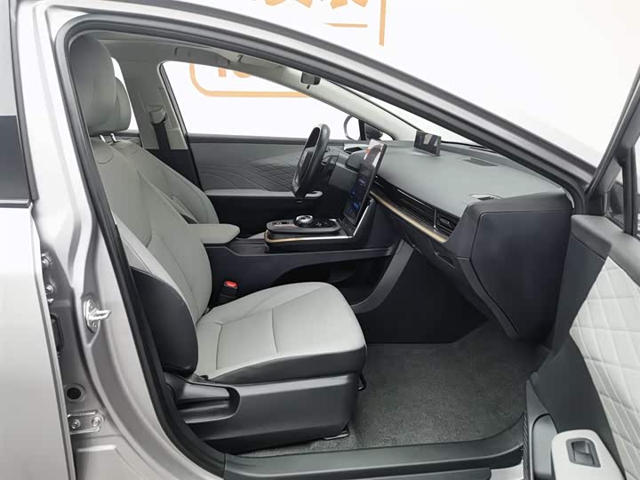 Фото 23 - Toyota bZ3