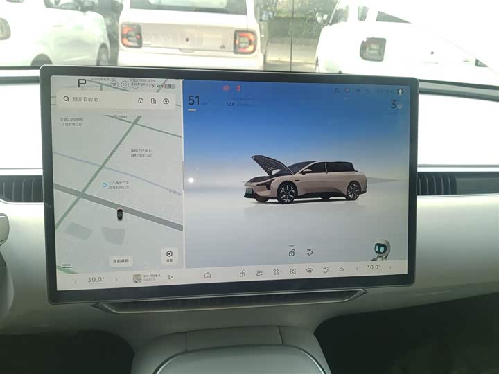 Фото 13 - XPeng Mona M03