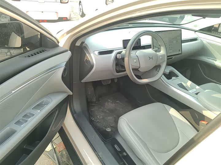 Фото 16 - XPeng Mona M03