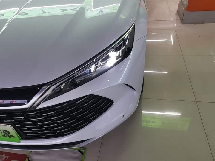 Фото 24 - BYD Qin L