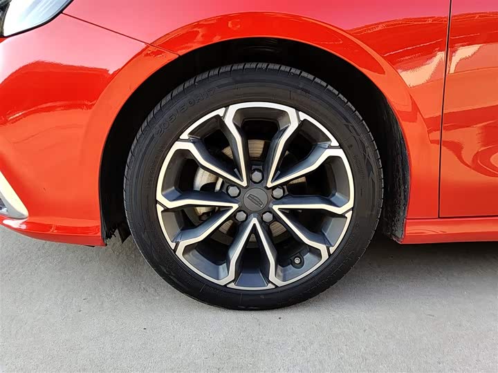 Фото 23 - Geely Binrui