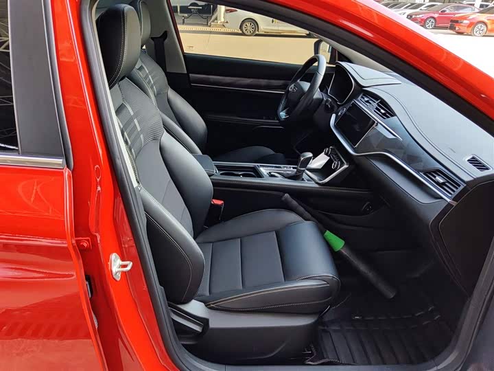 Фото 25 - Geely Binrui