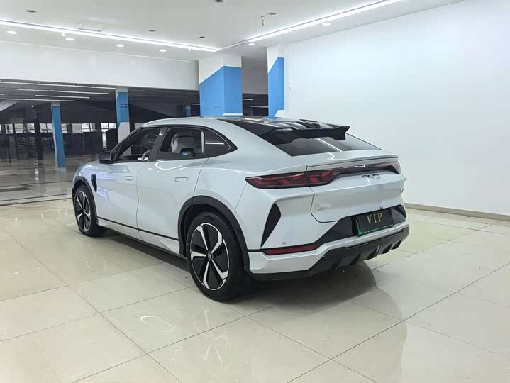 Фото 12 - BYD Song L