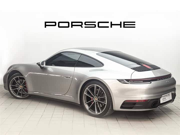 Фото 4 - Porsche 911