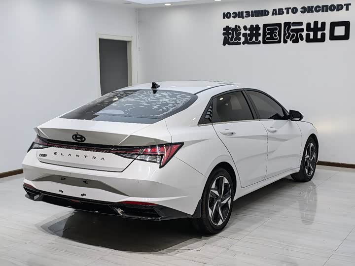 Фото 7 - Hyundai Elantra N line