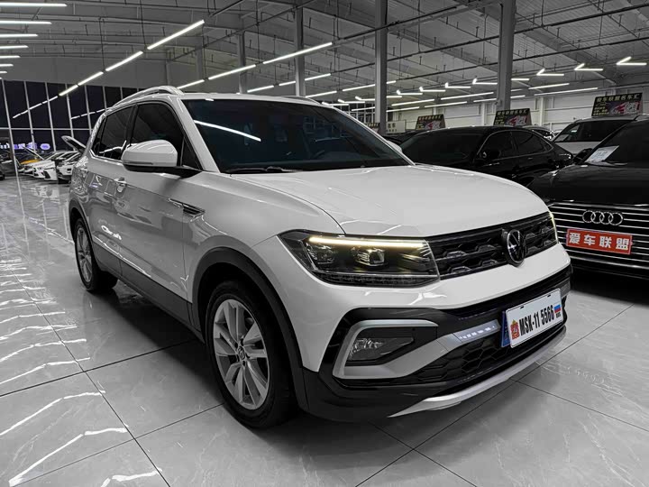 Фото 3 - Volkswagen T-Cross