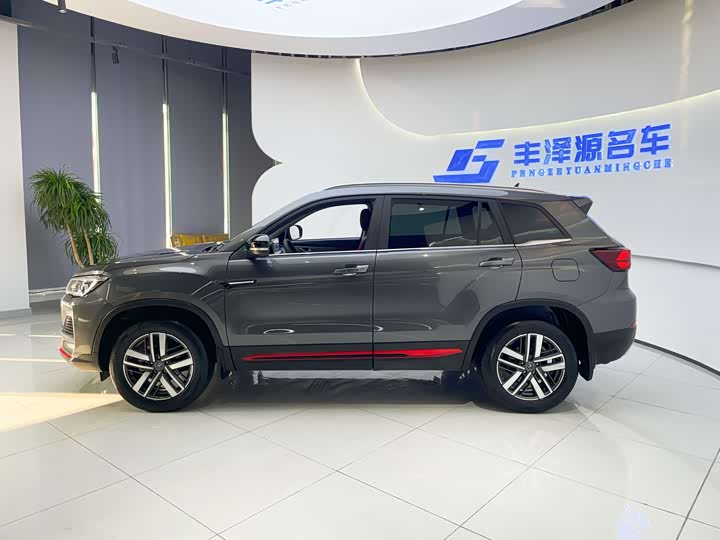 Фото 3 - Changan CS75