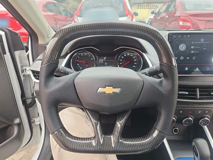 Фото 11 - Chevrolet Onix (Cavalier)