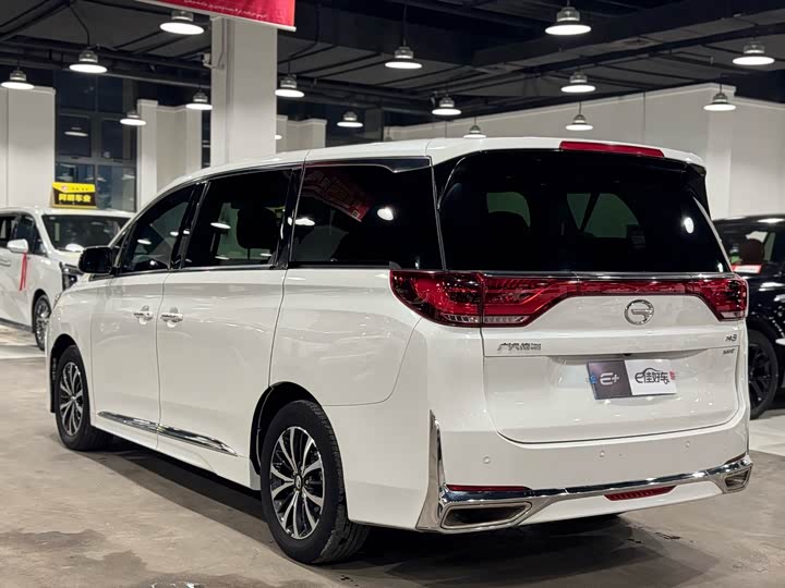 Фото 9 - GAC Trumpchi M8