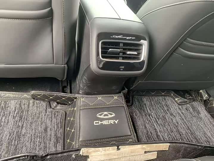 Фото 13 - Chery Arrizo 8