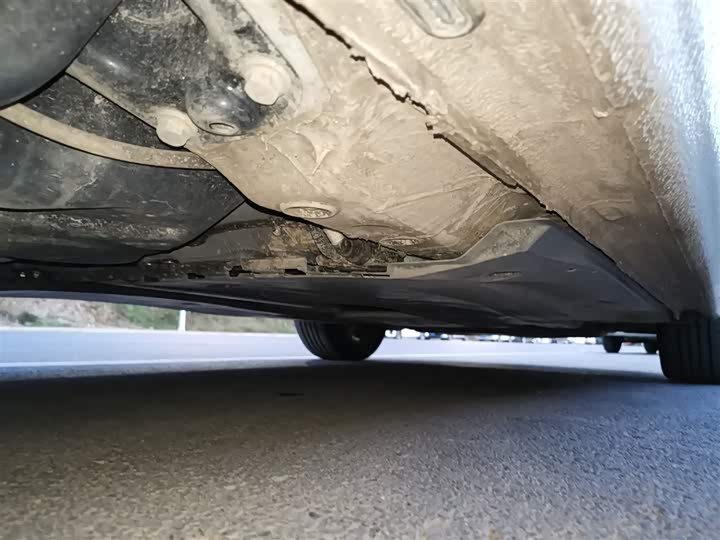 Фото 17 - Volkswagen Sagitar L