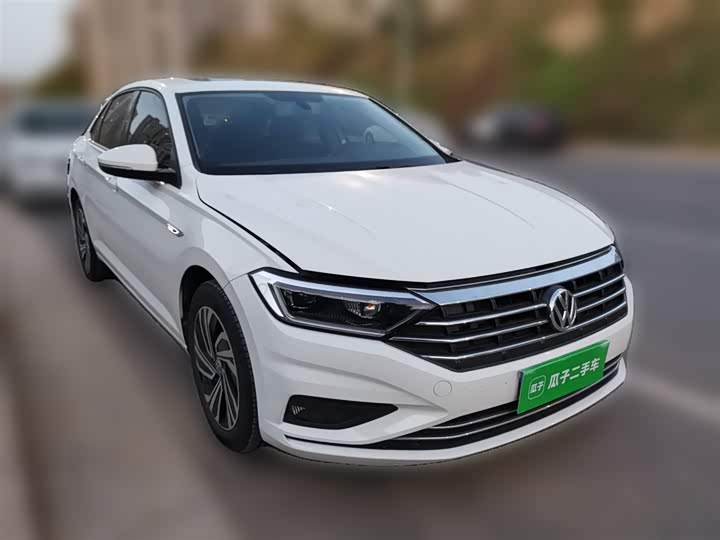 Фото 26 - Volkswagen Sagitar L