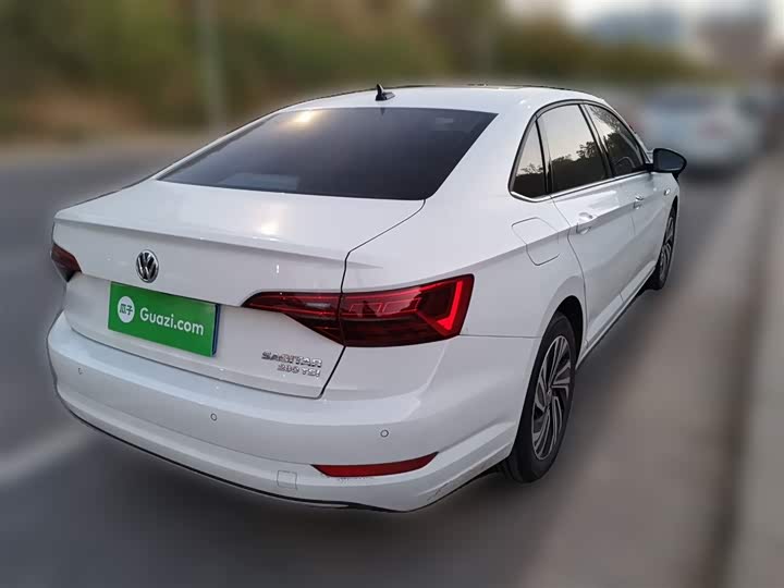 Фото 29 - Volkswagen Sagitar L