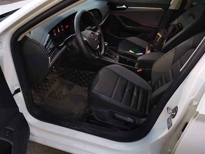 Фото 8 - Volkswagen Sagitar L