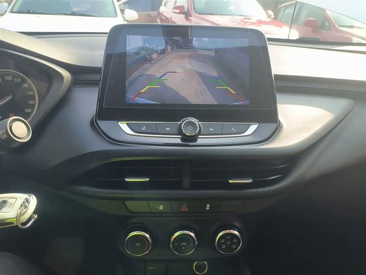 Фото 13 - Buick Verano