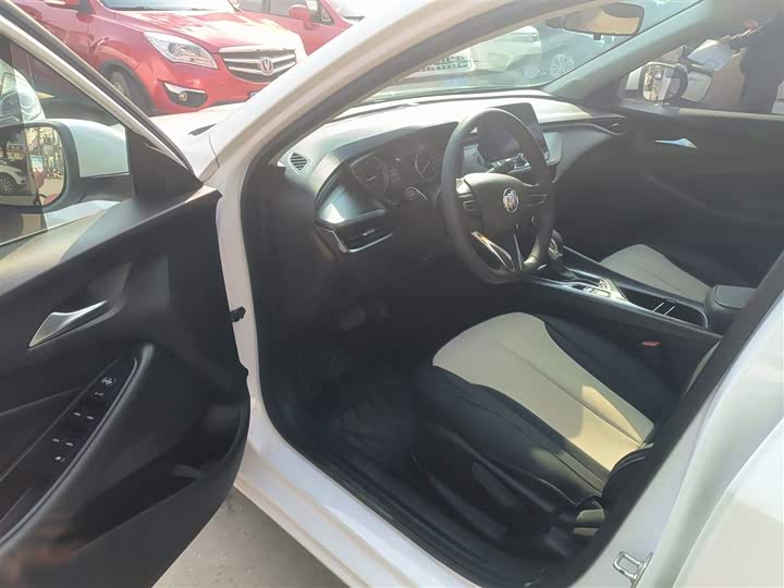 Фото 16 - Buick Verano