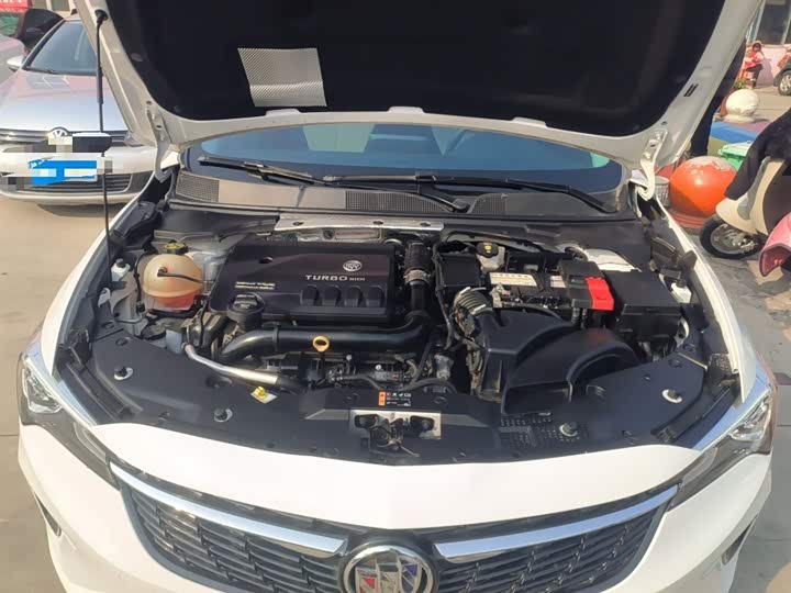 Фото 20 - Buick Verano