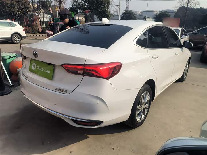 Фото 7 - Buick Verano