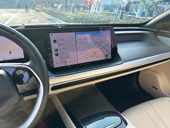 Фото 19 - XPeng P7