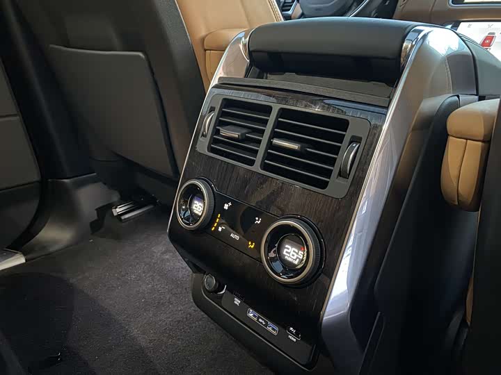 Фото 12 - Land Rover Range Rover Sport