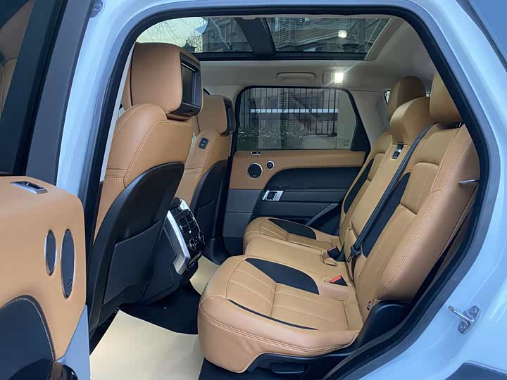 Фото 13 - Land Rover Range Rover Sport