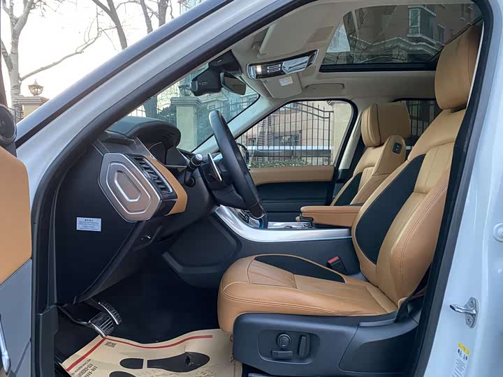 Фото 14 - Land Rover Range Rover Sport