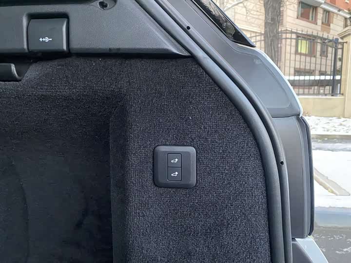 Фото 16 - Land Rover Range Rover Sport