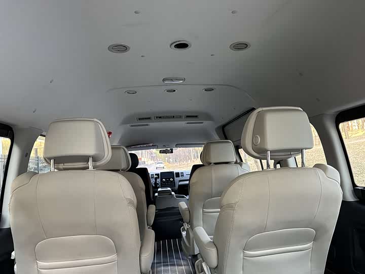 Фото 10 - Foton G9